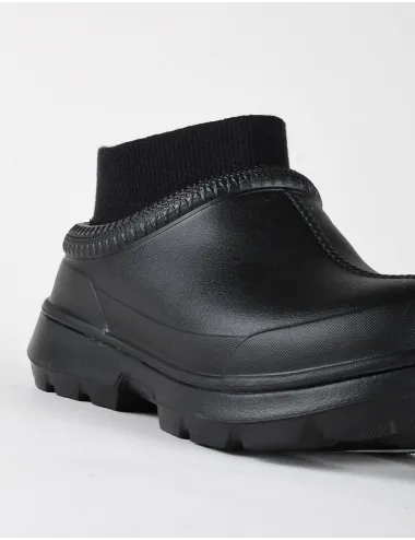 UGG TASMAN X