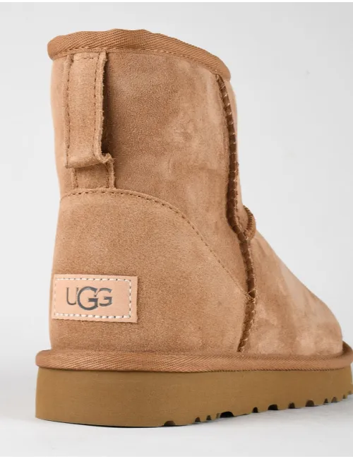 UGG CLASSIC MINI II