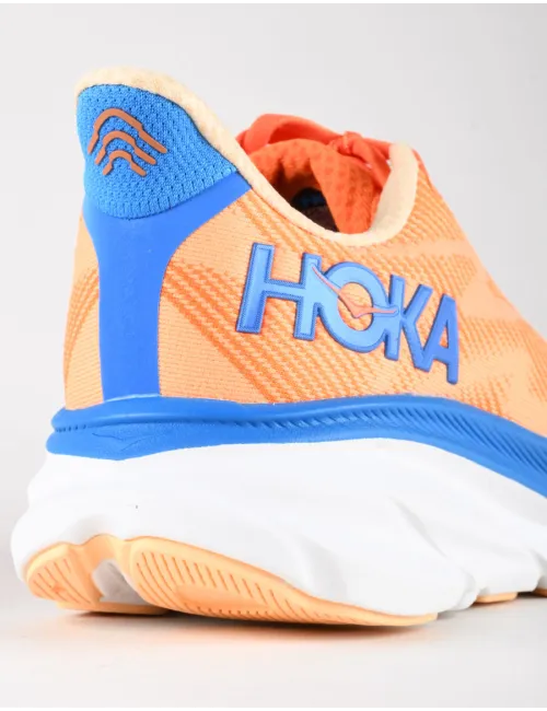 HOKA CLIFTON 9