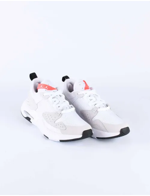 NIKE JORDAN AIR CADENCE CN3498