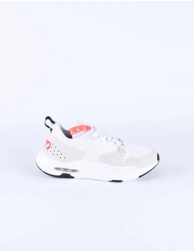 NIKE JORDAN AIR CADENCE CN3498