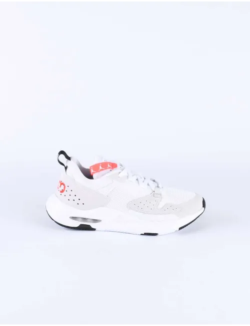 NIKE JORDAN AIR CADENCE CN3498