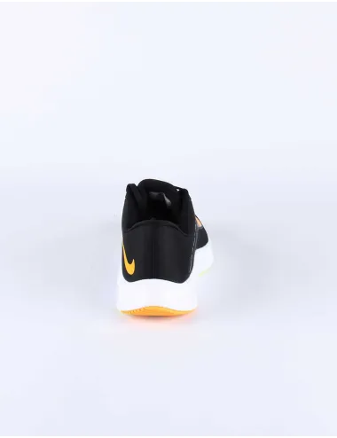 NIKE QUEST 3 CD0230