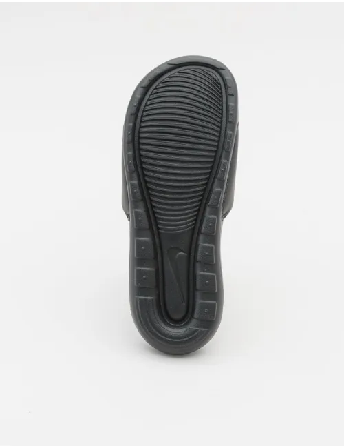 NIKE   CN9677