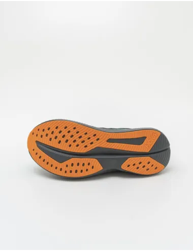 HOKA MACH 6