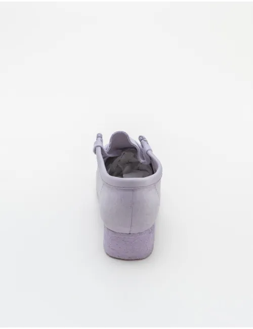 CLARKS WALLABEE LILAC SUEDE
