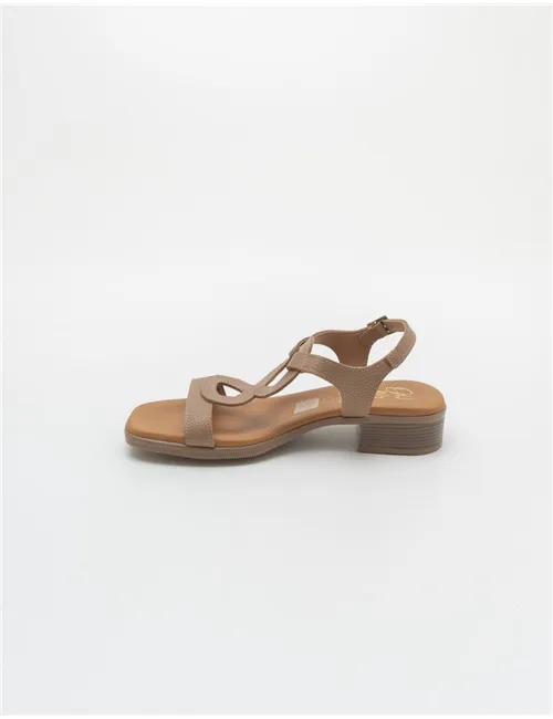 OH MY SANDALS  5607
