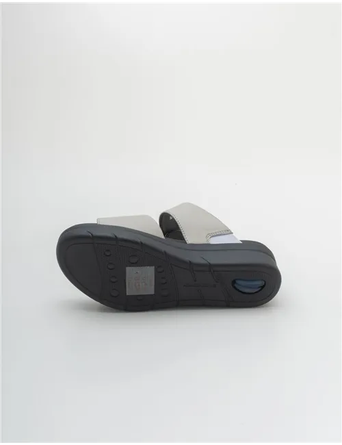 STONEFLY   AQUA III 8