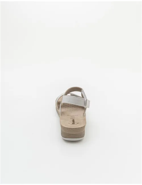 INBLU  FC000061