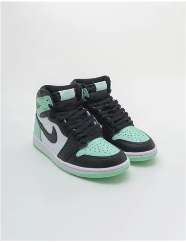 NIKE AIR JORDAN 1 RETRO HIGH OG