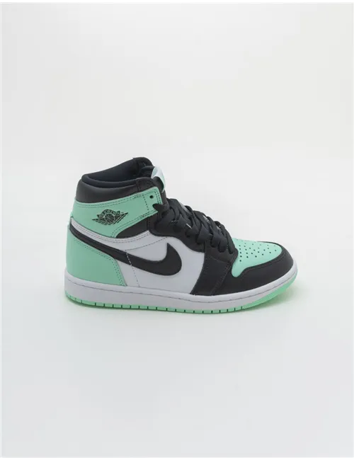 NIKE AIR JORDAN 1 RETRO HIGH OG
