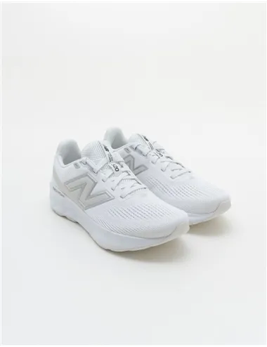 NEW BALANCE W520LW9