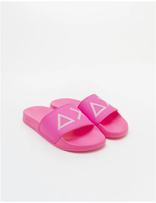 SUN688  SLIPPERS LOGO