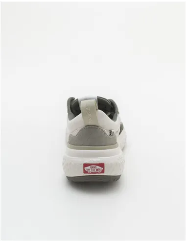 VANS   MTE ULTRARANGE NEO Vr3