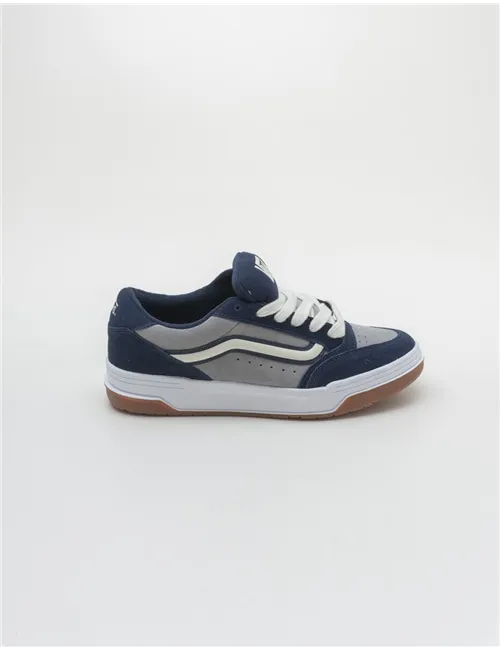 VANS   HYLANE
