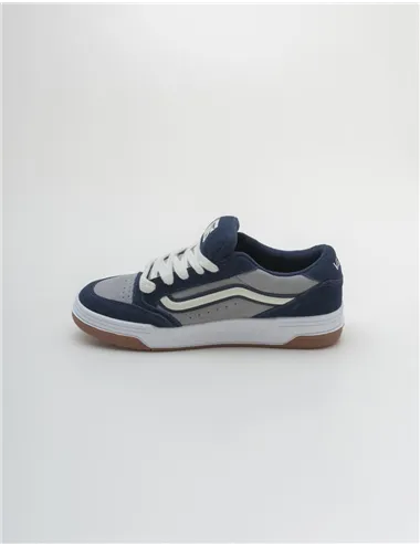 VANS   HYLANE