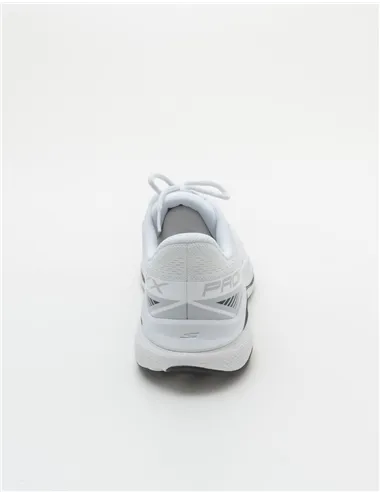 SNEAKER  MAX CUSHIONING PROPULSION