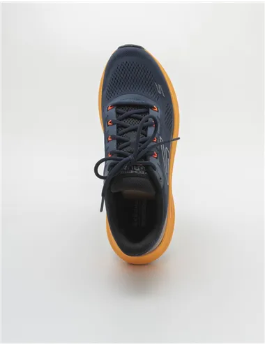 SNEAKER MAX CUSHIONING PROPULSION