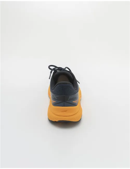 SNEAKER MAX CUSHIONING PROPULSION
