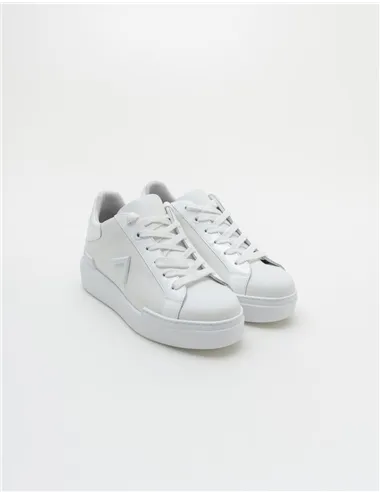 SNEAKER SARAH