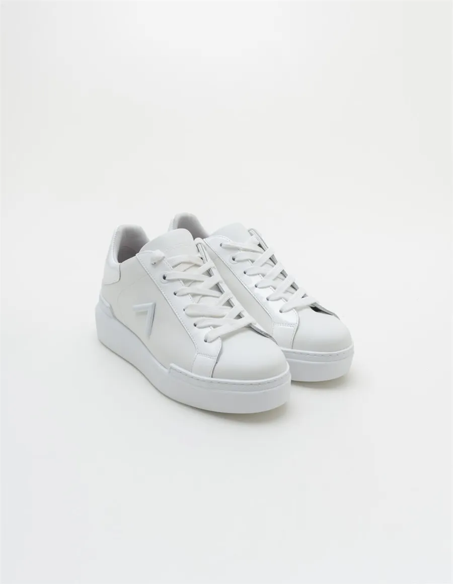 SNEAKER SARAH