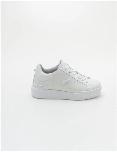SNEAKER SARAH