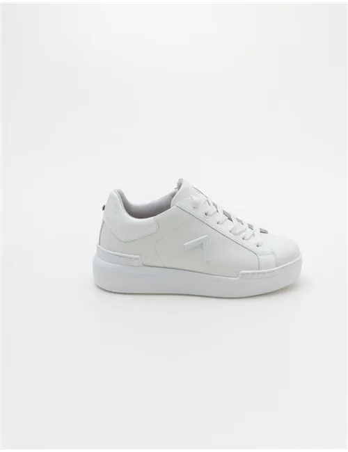 SNEAKER SARAH