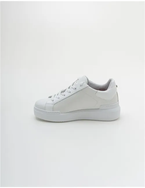 SNEAKER SARAH