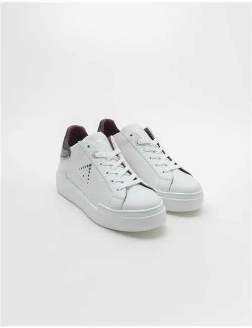 SNEAKER SARAH