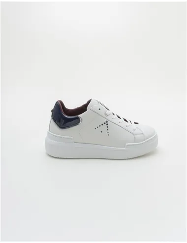 SNEAKER SARAH