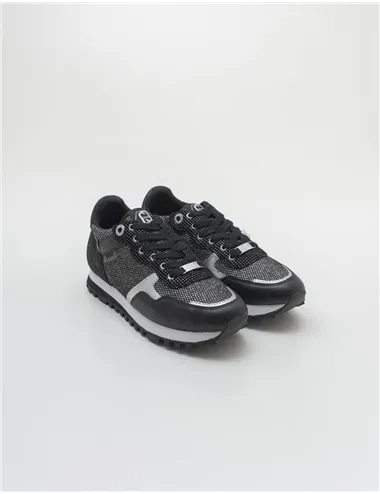 SNEAKER WONDER 01