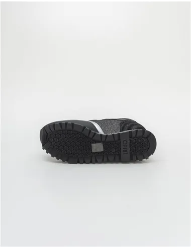 SNEAKER WONDER 01