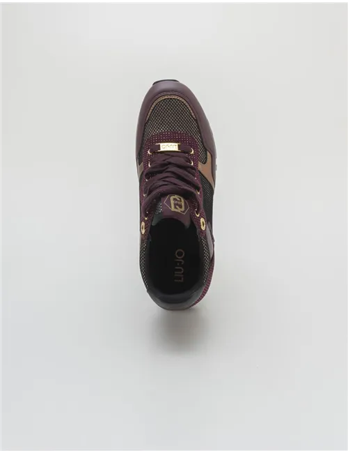 SNEAKER WONDER 02
