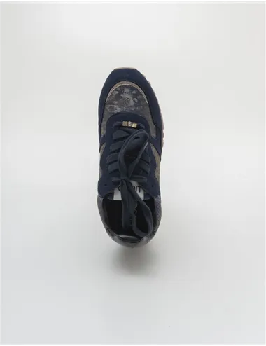 SNEAKER WONDER