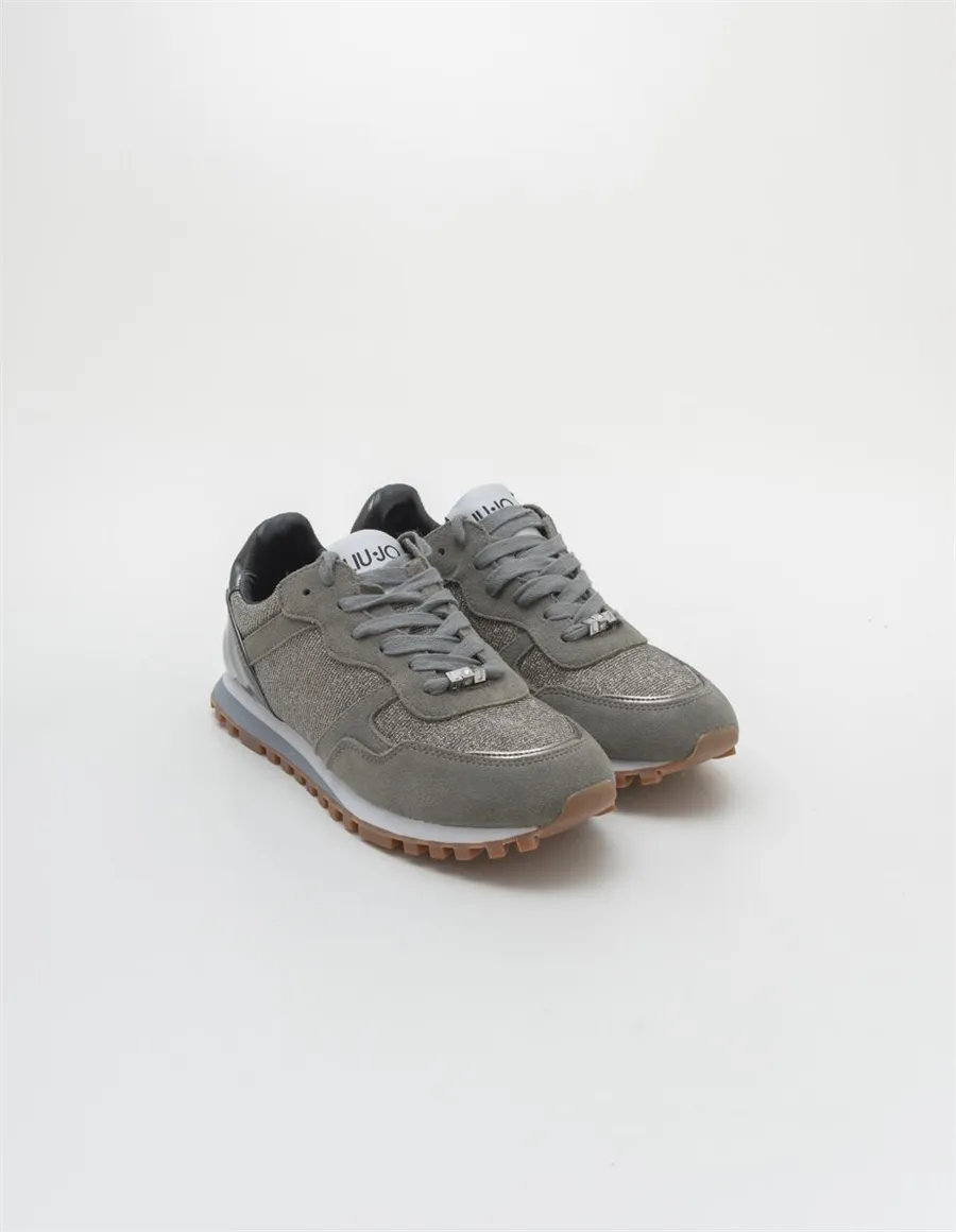 SNEAKER WONDER