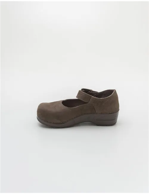 DECOLLETE  8140