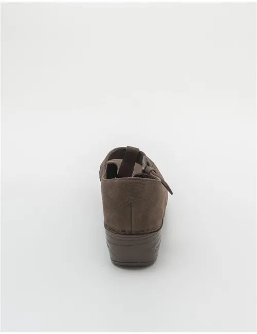 DECOLLETE 8141