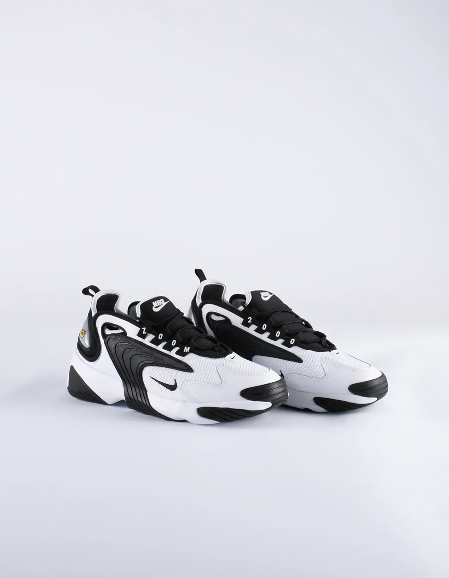 NIKE ZOOM 2K
