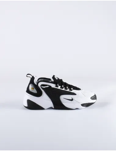 NIKE ZOOM 2K