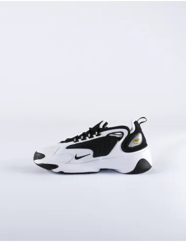 NIKE ZOOM 2K