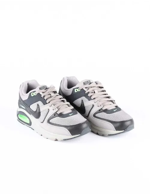 NIKE AIR MAX COMMAND