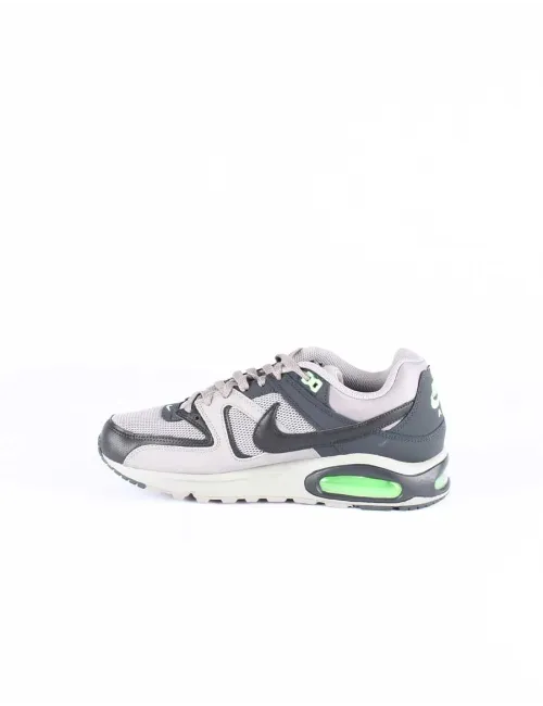 NIKE AIR MAX COMMAND