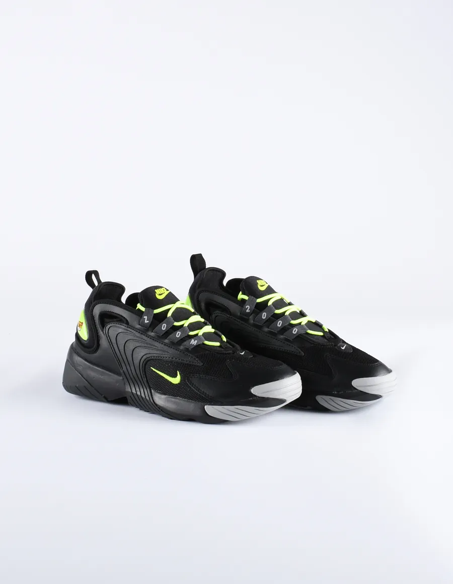 NIKE ZOOM 2K