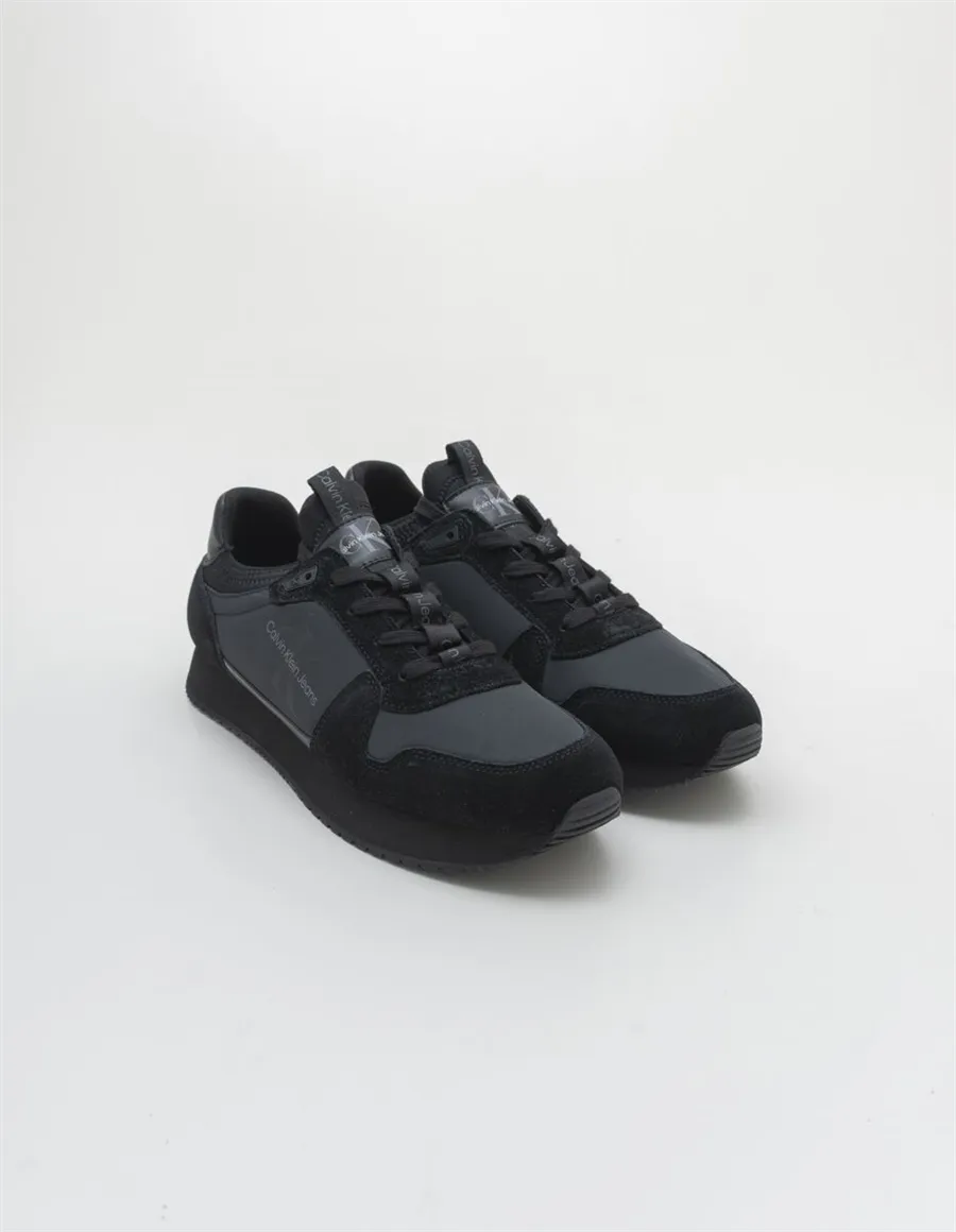 SNEAKER RUNNER SOCK LACEUP