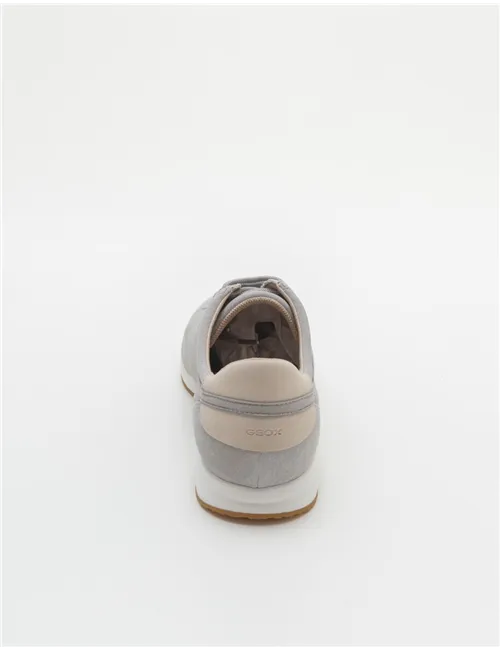 SNEAKER AVERY
