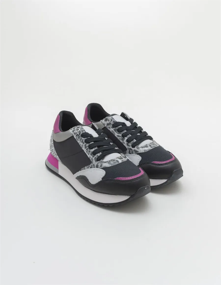 SNEAKER DORALEA