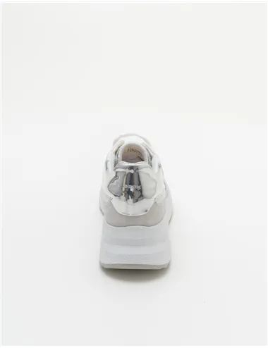 SNEAKER D BACKSIE