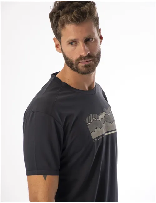 T-SHIRT MAN