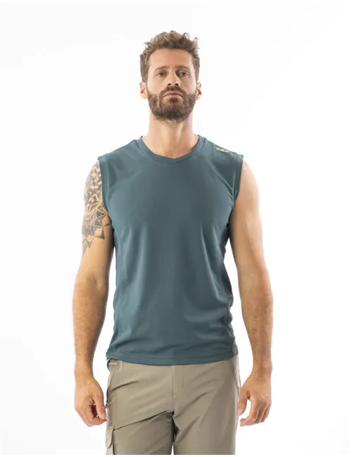 MAN SLEEVELESS T-SHIRT