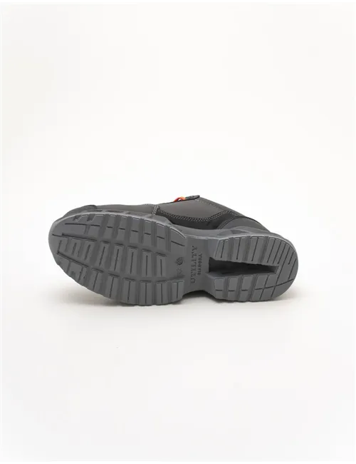 ANTIFORTUNISTICA SHARK STAB IMP LEAT LOW S3 SRC ESD